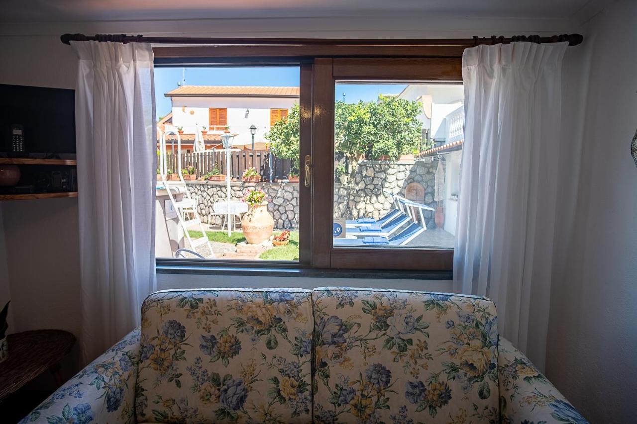 Вилла The Garden On Capri Масса-Лубренсе Экстерьер фото