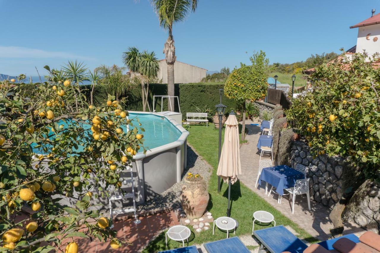 Вилла The Garden On Capri Масса-Лубренсе Экстерьер фото